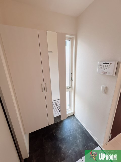 プライド＆グローリーの玄関