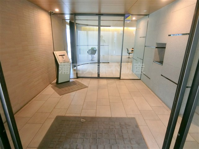 イニシア多摩川のエントランス|エントランス　オートロック