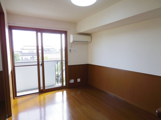 【居間・リビング】 | ROYAL GARDEN KANAI