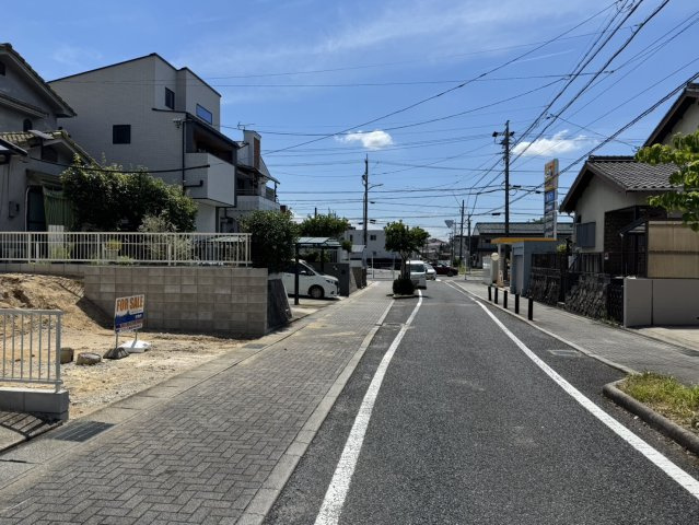 土地　豊田市大林町15丁目の前面道路含む現地写真