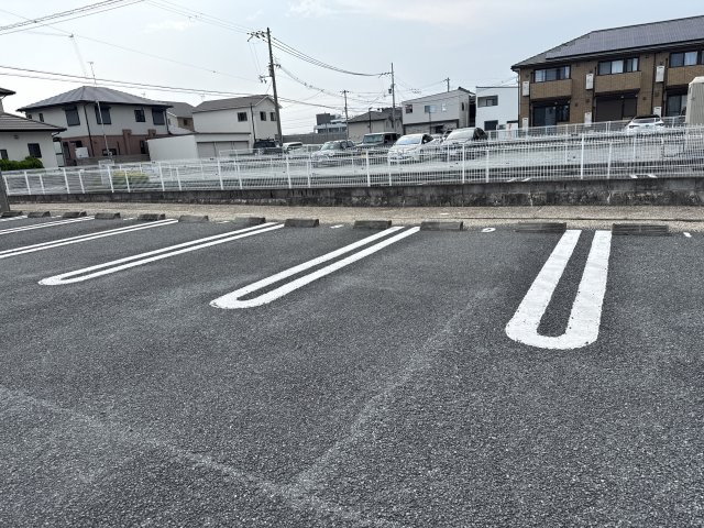 サンライト・ヴィラⅠの駐車場