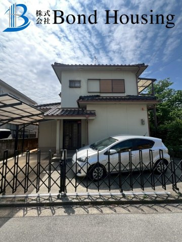 「敷地54坪」「建物利用可」沢野 築30年の駐車場