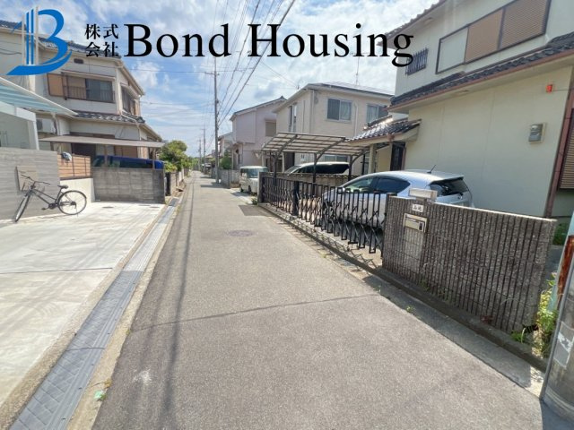 「敷地54坪」「建物利用可」沢野 築30年の前面道路含む現地写真