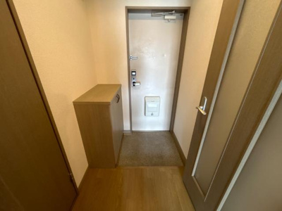 【玄関】 | リバーサイドビレッジ | 玄関