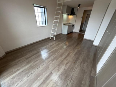 【内装】 | リバーサイドビレッジ | 洋室