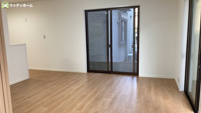 川口市長蔵3丁目　中古一戸建ての居間・リビング