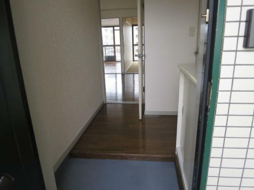 ドエルアクシオンの玄関