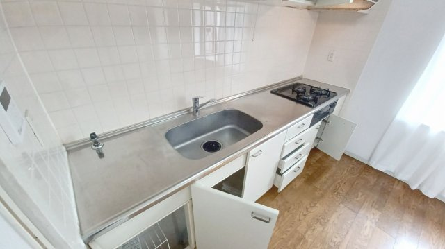 パークタウン五領第6団地5階の内装|西側キッチン