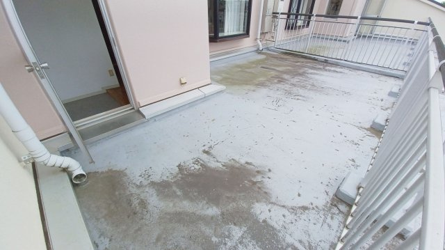 パークタウン五領第6団地5階の内装|西側ルーフバルコニー