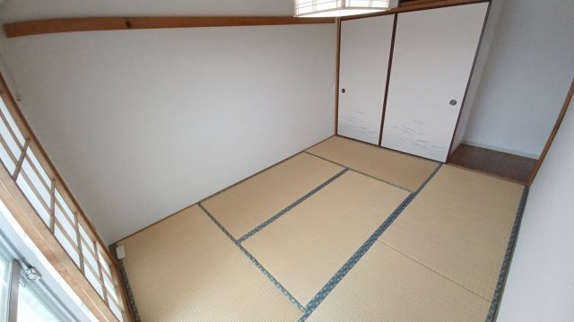 パークタウン五領第6団地5階の内装|東側和室
