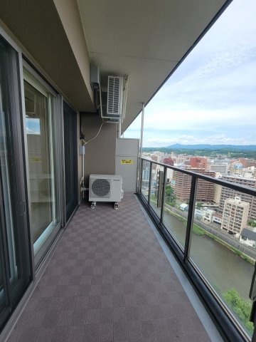 プレミスト盛岡駅前ＧＡＴＥ‐ＴＯＷＥＲのバルコニー