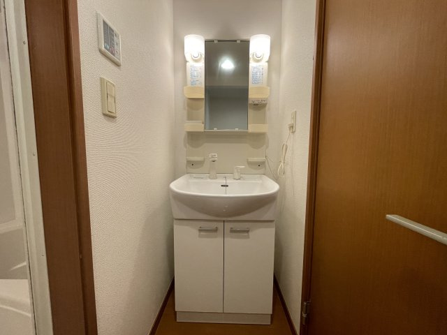 セナリオフォルム柏Ⅱの洗面所