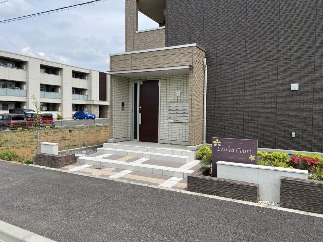 ラウレアコートのエントランス