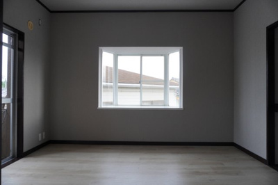 【洋室】 | Ube Sky Hills | 和室から洋室にリフォーム済み
