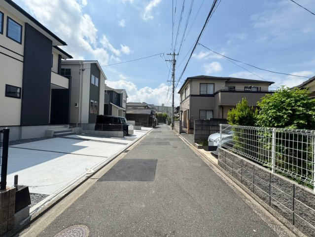 ーFor.M Iーフォルムー小倉南区北方３丁目3期　【小倉南区　新築戸建て】の前面道路含む現地写真|コンビニ徒歩４分♪　【小倉南区　新築戸建て】