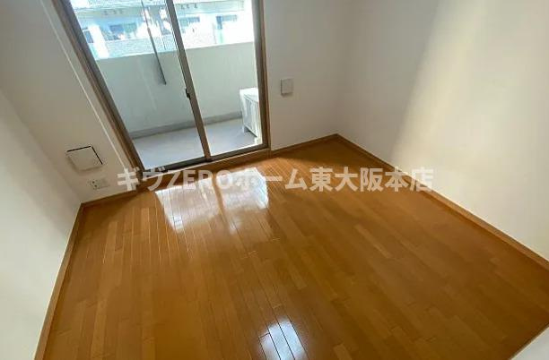 エステムプラザ大阪セントラルシティの居間・リビング