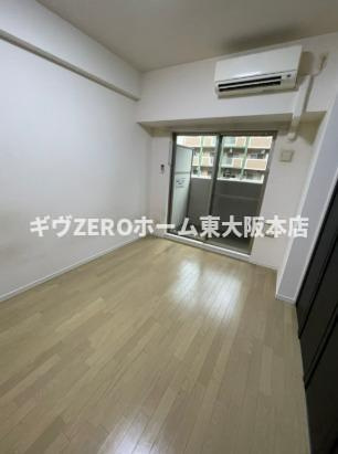 エステムプラザ大阪セントラルシティの居間・リビング