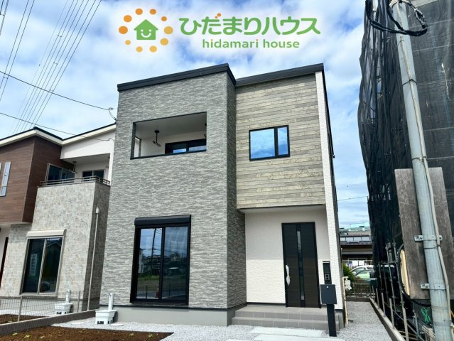 熊谷市上之　第8期　新築一戸建て　ワイウッドコート　04の外観|南道路に面しているので日当たり良好☆
光が差し込む明るい暮らしが可能です(^^)/		