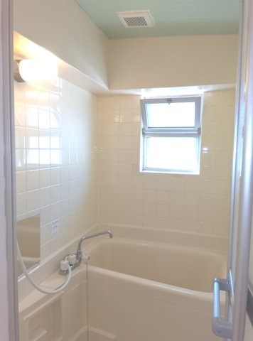 岡本センチュリーマンションの浴室