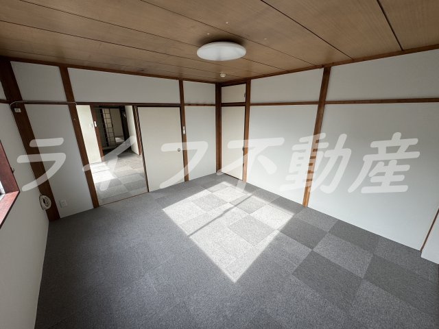 セントラルパークビルの居間・リビング|居間です