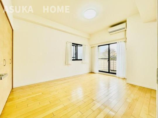 ピュアハイツ南万騎が原の洋室|使い勝手のいい洋室です