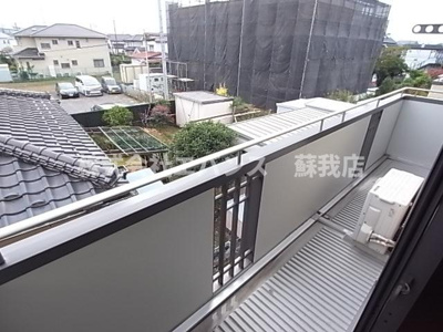 【バルコニー】 | ボナール小山１ | バルコニーからの眺めを楽しみながら食事をしませんか