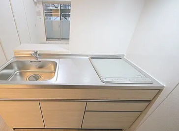 セレニテ本町リアンのキッチン