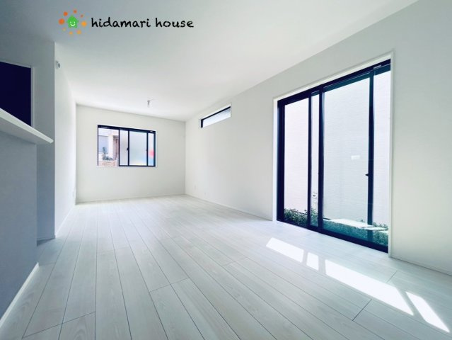 見沼区大和田町　新築戸建　TIARA01の居間・リビング
