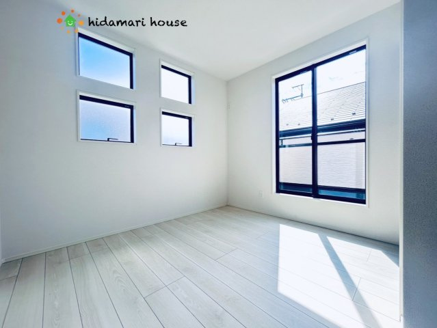 見沼区大和田町　新築戸建　TIARA01の洋室