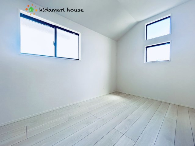 見沼区大和田町　新築戸建　TIARA01の洋室