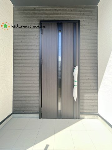 見沼区大和田町　新築戸建　TIARA01の玄関