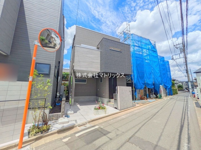 練馬区東大泉3丁目　ゆとりの空間設計　大型デザイン邸宅の外観|B号棟