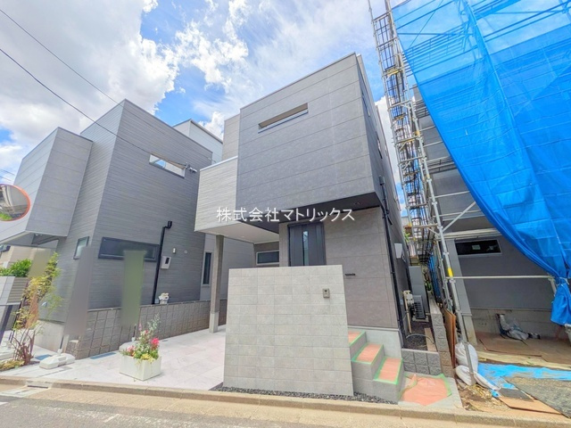 練馬区東大泉3丁目　ゆとりの空間設計　大型デザイン邸宅の外観|B号棟