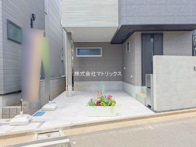 練馬区東大泉3丁目　ゆとりの空間設計　大型デザイン邸宅の外観|B号棟