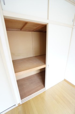【収納】 | ウエストハイツⅡ | ※同物件・反転タイプの写真です。