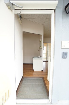 【玄関】 | ウエストハイツⅡ | ※同物件・反転タイプの写真です。