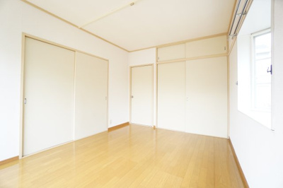 【洋室】 | ウエストハイツⅡ | ※同物件・反転タイプの写真です。