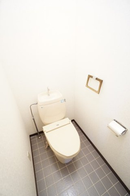 【トイレ】 | ウエストハイツⅡ | ※同物件・反転タイプの写真です。