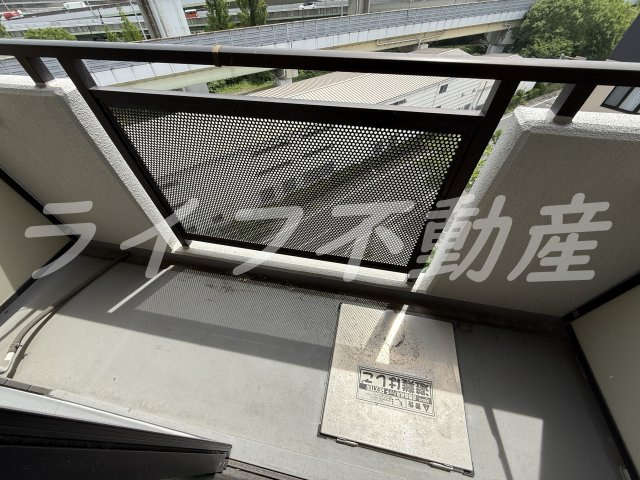 ファースト・ネットのバルコニー|バルコニーからの眺めを楽しみながら食事をしませんか