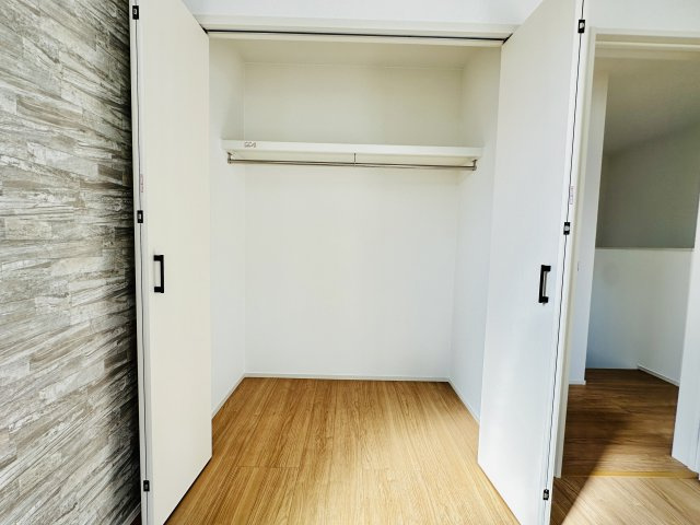 平塚市南金目  1号棟 11期の収納