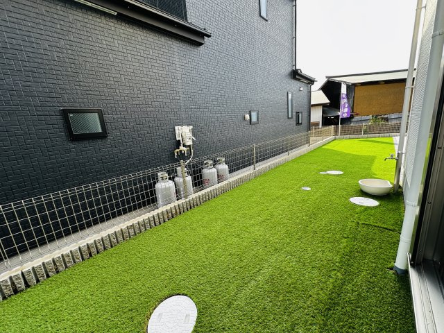 平塚市南金目  1号棟 11期の庭