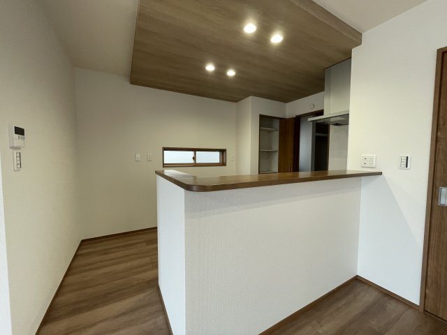 【キッチン】 | 熊谷市上之第8期　ワイウッドコート　新築戸建　全8区画　3号棟