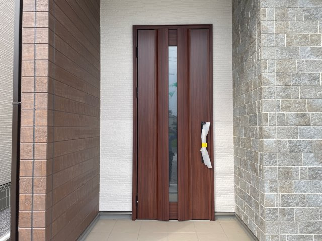 【玄関】 | 熊谷市上之第8期　ワイウッドコート　新築戸建　全8区画　3号棟