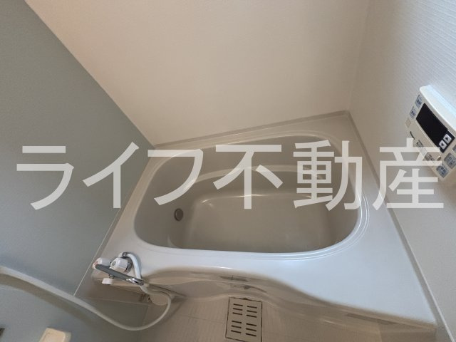 エミュール5の浴室|ゆったり過ごせるお風呂です