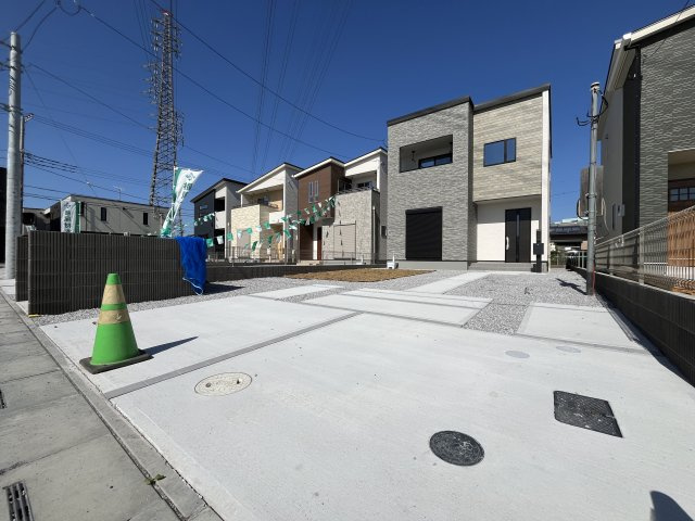 【駐車場】 | 熊谷市上之第8期　ワイウッドコート　新築戸建　全8区画　4号棟