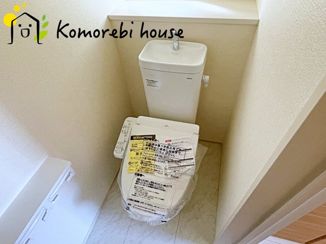 北本市本宿6丁目　3期　新築一戸建て　ブルーミングガーデン　01のトイレ|トイレです