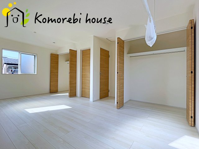 北本市本宿6丁目　3期　新築一戸建て　ブルーミングガーデン　01の寝室|ゆとりの広さです