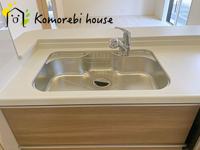 北本市本宿6丁目　3期　新築一戸建て　ブルーミングガーデン　01のキッチン|キッチンでお料理をお楽しみください