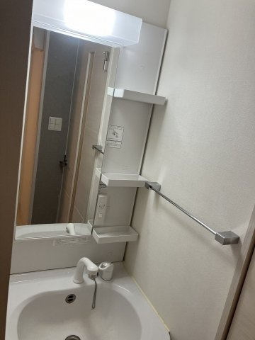 Modern Palazzo天神東NEUROの浴室