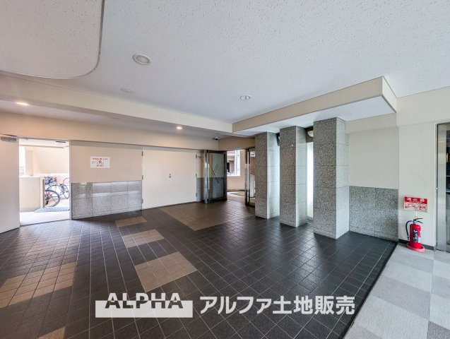 グリーンビレッジ拝島のエントランス